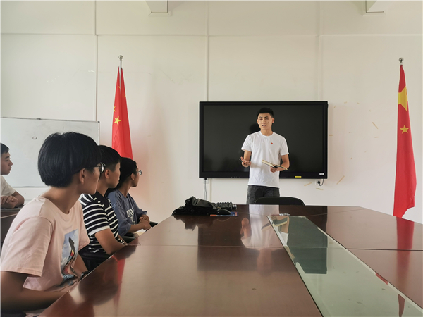 1571621203045063250.jpg 员工党员分享经验.jpg